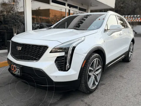 Cadillac XT4 Sport usado (2023) color CADILABALONE WHITE TRICOAT precio $590,000
