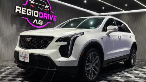 Cadillac XT4 Sport usado (2023) color Blanco Cristal precio $769,900