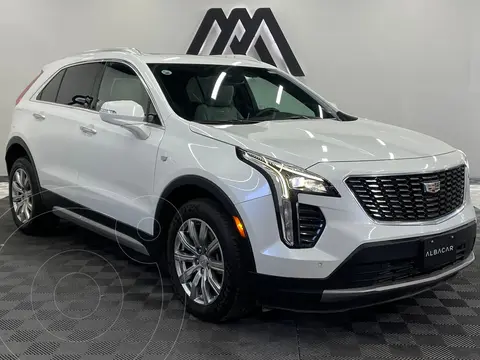 Cadillac XT4 Premium Luxury usado (2022) color Blanco precio $539,999