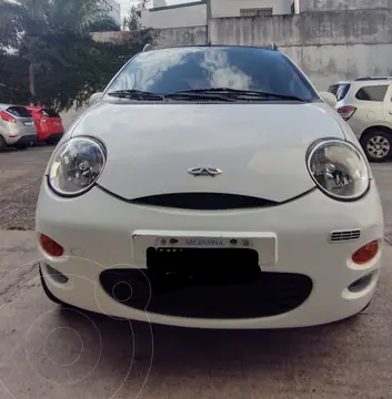 Chery QQ Confort usado (2013) color Blanco precio $9.900.000