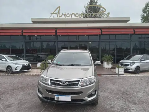 Chery Tiggo TIGGO 5 2.0 4X2 LUXURY  CVT   L/17 usado (2017) color Gris precio $17.000.000