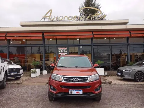 Chery Tiggo TIGGO 5 2.0 4X2 LUXURY  CVT   L/17 usado (2017) color Naranja precio u$s17.500