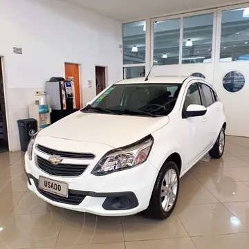 Chevrolet Agile LT usado (2014) color Blanco Summit precio $14.800.000