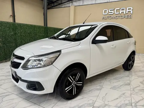 Chevrolet Agile LT usado (2016) color Blanco Summit precio $13.990.000
