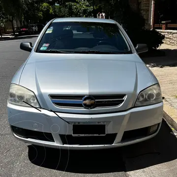 Chevrolet Astra GLS 2.0 5P usado (2011) color Plata precio $2.100.000