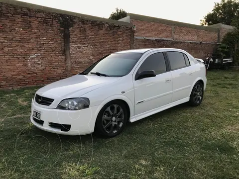 Chevrolet Astra GLS 2.0 5P usado (2011) color Blanco precio $9.000.000