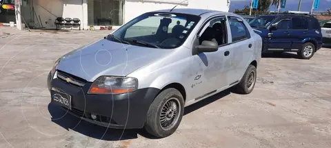 Chevrolet Aveo Family 1.5L Std usado (2011) color Plata precio u$s6.500