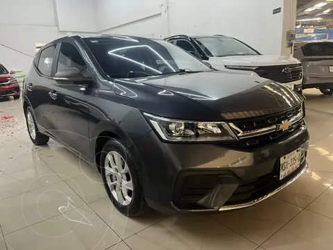 Chevrolet Aveo HB LT usado (2024) color Gris Oscuro financiado en mensualidades(enganche $70,578 mensualidades desde $6,059)