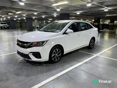 Chevrolet Aveo HB LT Plus usado (2024) color Blanco precio $290,000