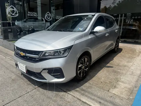 Chevrolet Aveo HB LT usado (2024) color Plata precio $264,000