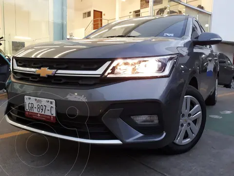 Chevrolet Aveo HB LT usado (2025) color Gris Oscuro financiado en mensualidades(enganche $73,302 mensualidades desde $6,293)