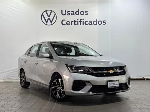 Chevrolet Aveo HB LT Plus usado (2024) color plateado financiado en mensualidades(enganche $76,028 mensualidades desde $6,932)