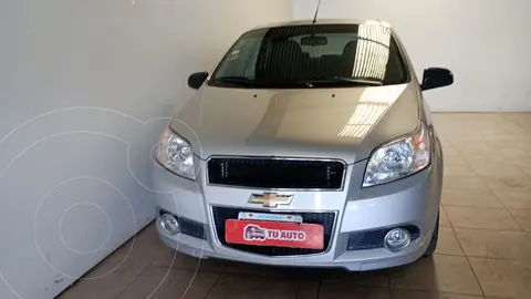 Chevrolet Aveo LT usado (2012) color Plata financiado en cuotas(anticipo $5.000.000 cuotas desde $156.250)