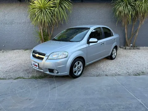 Chevrolet Aveo LT usado (2010) color Gris precio $8.800.000