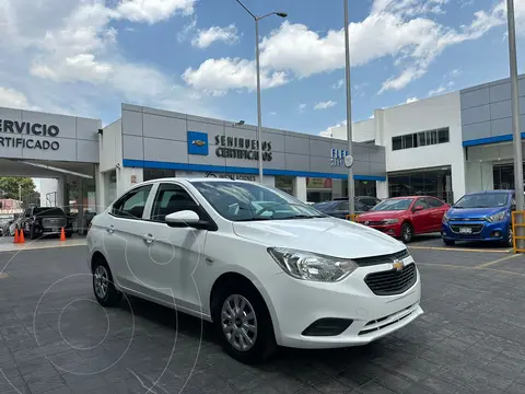 Chevrolet Aveo LS usado (2020) color Blanco precio $204,000