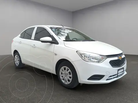 Chevrolet Aveo LS usado (2020) color Blanco precio $195,000