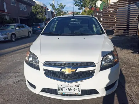 Chevrolet Aveo LT Bolsas de Aire y ABS Aut (Nuevo) usado (2017) color Blanco precio $160,000
