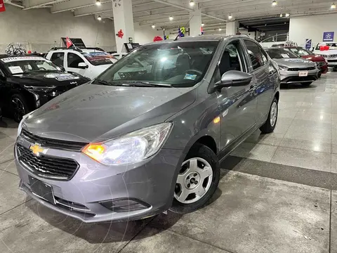 Chevrolet Aveo LS Aut usado (2022) color Gris precio $230,000