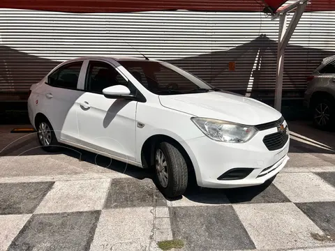 Chevrolet Aveo LS Aut usado (2022) color Blanco precio $194,000