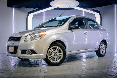 Chevrolet Aveo LTZ usado (2017) color Plata financiado en mensualidades(enganche $48,725 mensualidades desde $5,080)