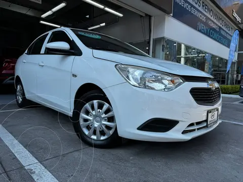 Chevrolet Aveo LS Aut usado (2021) color Blanco precio $199,000