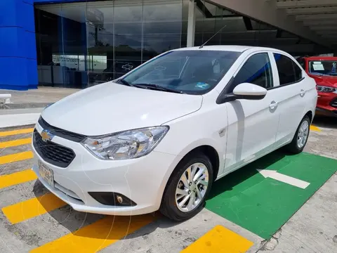 Chevrolet Aveo LT usado (2022) color Blanco precio $275,000