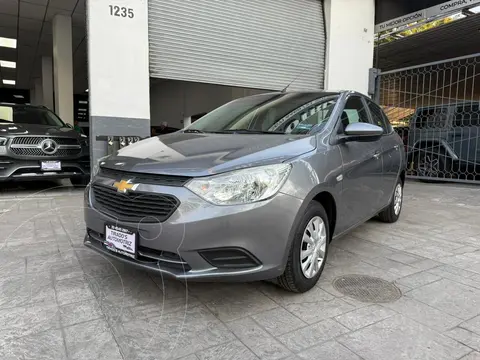 Chevrolet Aveo LS Aut usado (2021) color Gris precio $188,900