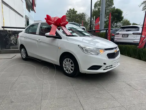 Chevrolet Aveo LS Aut usado (2022) color Blanco precio $199,900