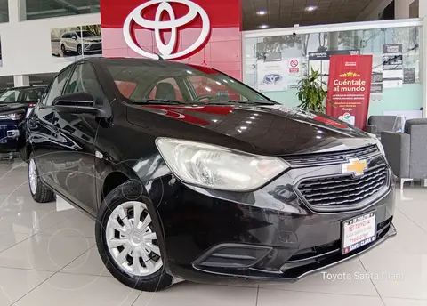 Chevrolet Aveo LS Aut usado (2023) color Negro financiado en mensualidades(enganche $83,600 mensualidades desde $3,591)