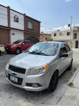 Chevrolet Aveo LTZ Aut usado (2014) color Plata Brillante precio $100,000