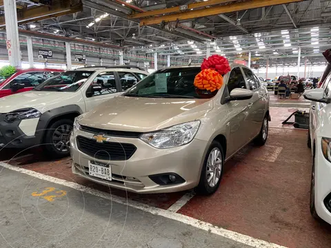 Chevrolet Aveo LT usado (2018) color Champagne financiado en mensualidades(enganche $45,000 mensualidades desde $4,700)