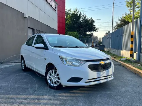 Chevrolet Aveo LS usado (2020) color Blanco precio $195,000