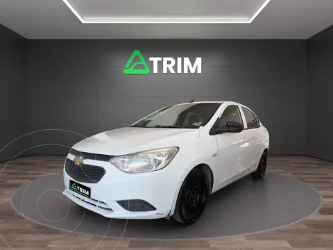 Chevrolet Aveo LS usado (2019) color Blanco precio $136,999