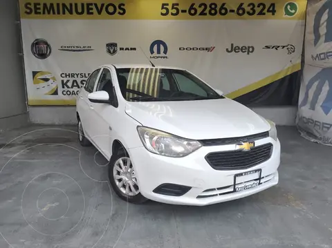 Chevrolet Aveo LS Aut usado (2022) color Blanco precio $205,000