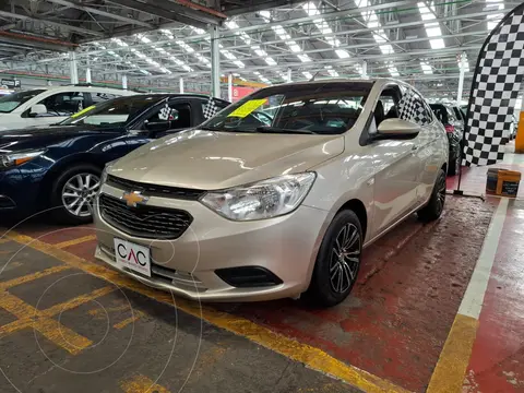 Chevrolet Aveo LT Aut usado (2018) color Champagne financiado en mensualidades(enganche $37,000 mensualidades desde $3,350)