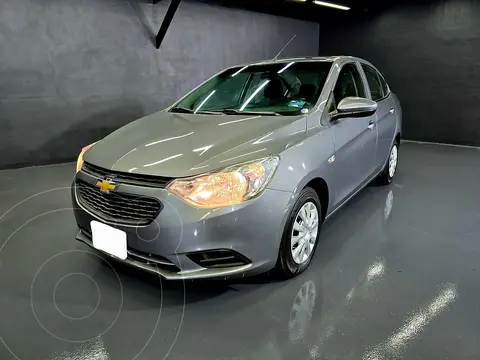 Chevrolet Aveo LS usado (2022) color Plata precio $229,000