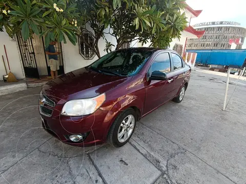 Chevrolet Aveo LTZ Aut usado (2017) color Rojo Tinto precio $122,000