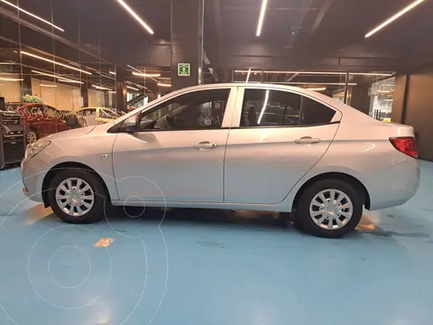 Chevrolet Aveo LS Aut usado (2018) color plateado precio $180,000