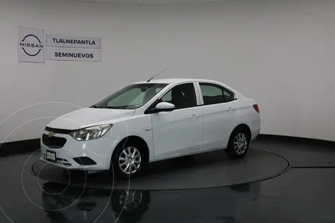 Chevrolet Aveo LS Aut usado (2021) color Blanco precio $177,779