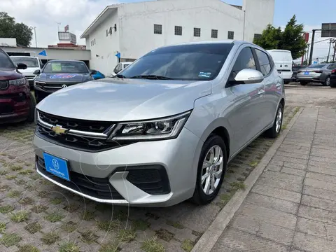 Chevrolet Aveo LT usado (2024) color Plata precio $265,000