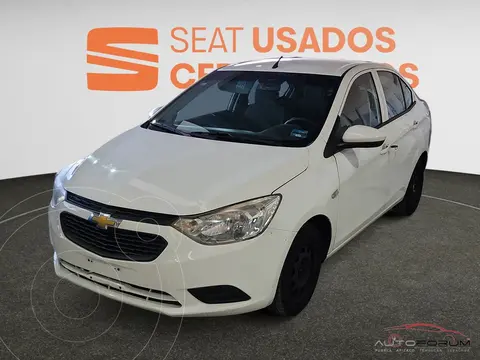 Chevrolet Aveo LS Aa usado (2020) color Blanco financiado en mensualidades(enganche $43,978 mensualidades desde $4,988)