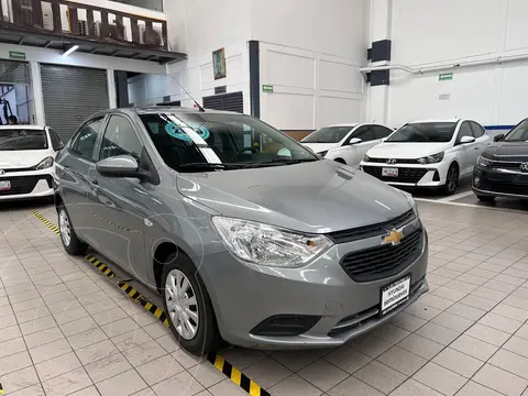 Chevrolet Aveo LS usado (2023) color Gris financiado en mensualidades(enganche $84,854 mensualidades desde $3,570)