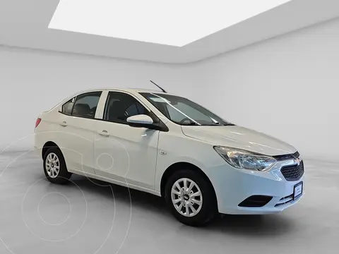 Chevrolet Aveo LS usado (2020) color Blanco precio $189,000