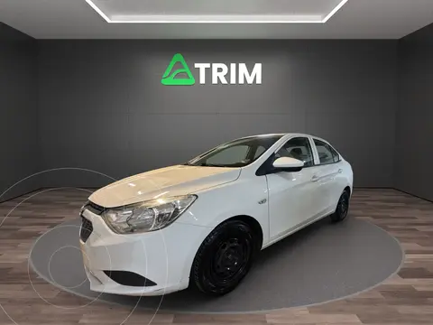 Chevrolet Aveo LS usado (2019) color Blanco precio $136,999