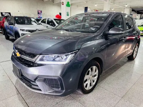Chevrolet Aveo LT usado (2024) color Gris precio $260,000
