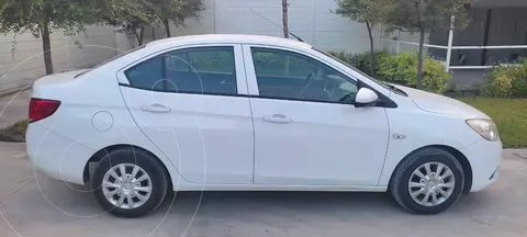 Chevrolet Aveo LS Aa usado (2019) color Blanco precio $175,000