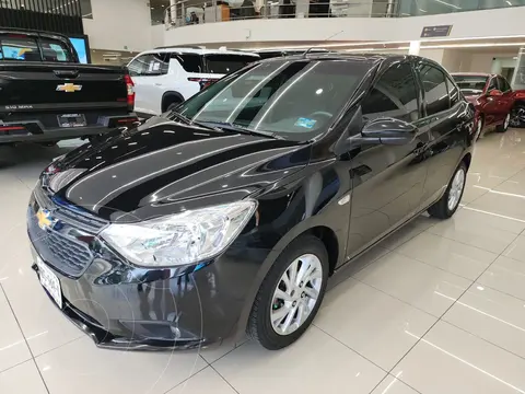 Chevrolet Aveo LT usado (2023) color Negro precio $239,499
