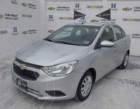 Chevrolet Aveo LS usado (2019) color Plata precio $180,000