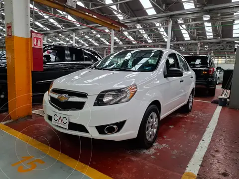 Chevrolet Aveo LTZ usado (2017) color Blanco financiado en mensualidades(enganche $33,800 mensualidades desde $3,000)