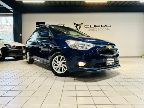 Chevrolet Aveo LT usado (2023) color Azul financiado en mensualidades(enganche $49,000 mensualidades desde $5,843)